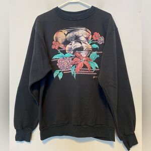 Vintage Hazelwood Exclusive Pottery w/Flowers Black Crewneck Sweatshirt XL